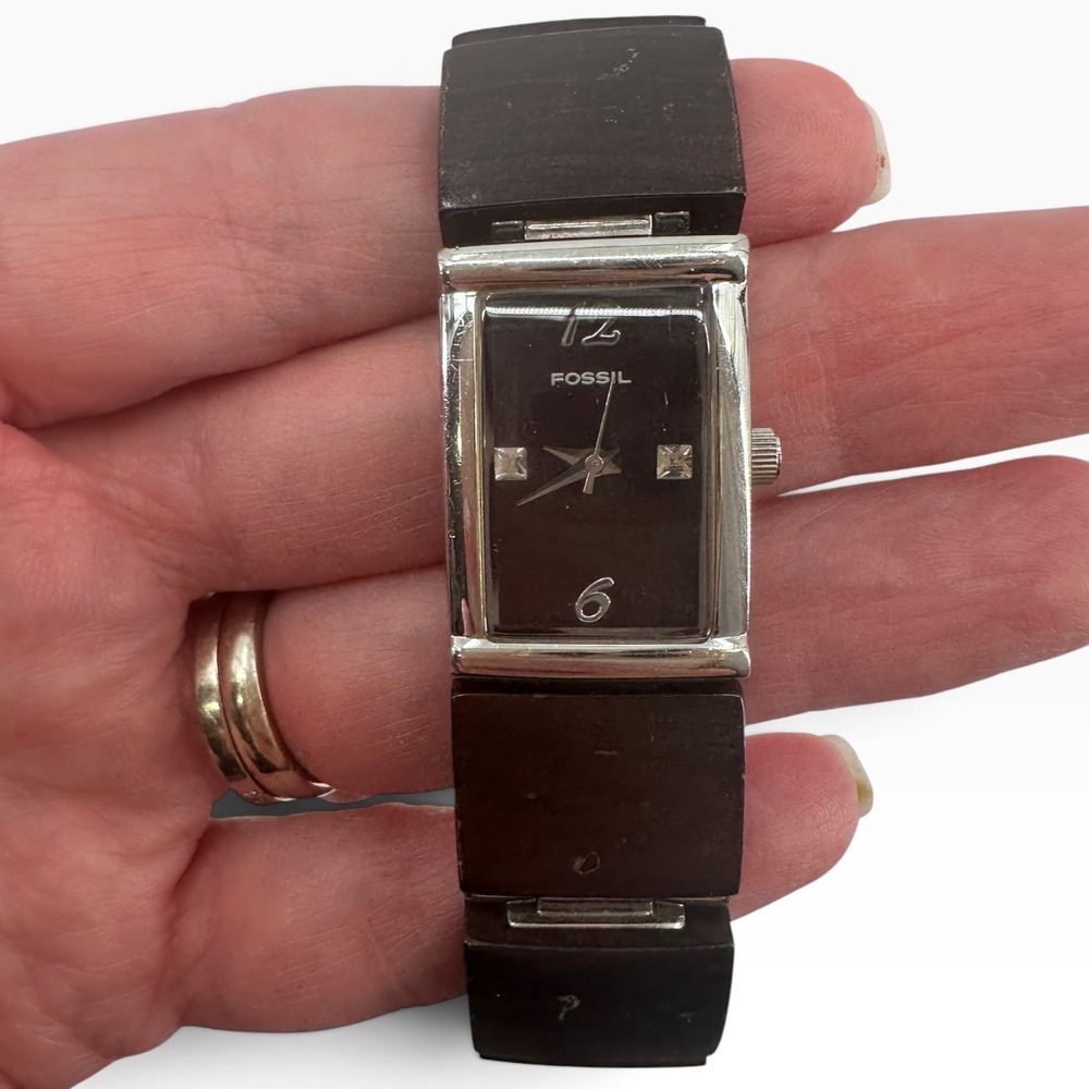 Vintage Fossil F2 Womens Bracelet Watch Brown Wood Effect New Battery *SEE - Picture 2 of 9